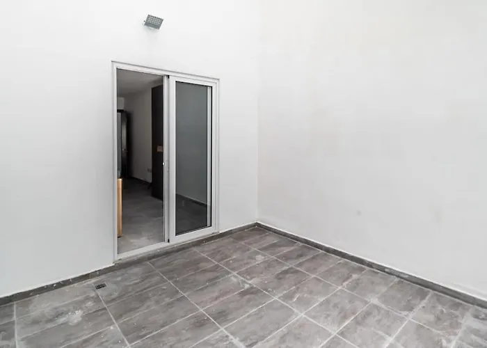 公寓 New Modern 1 Bedroom Penthouse